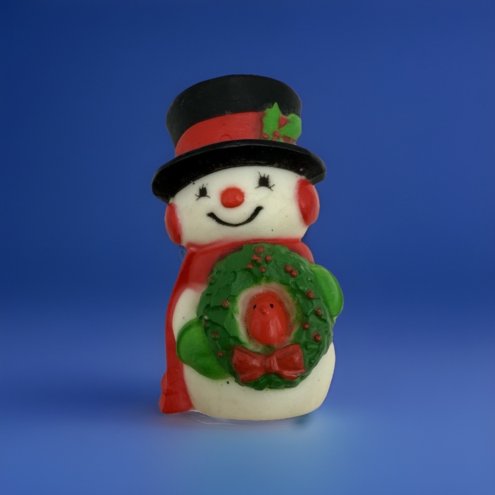 VINTAGE  Snowman Wreath Bird Holiday Pin Christmas Brooch‎ Collectible